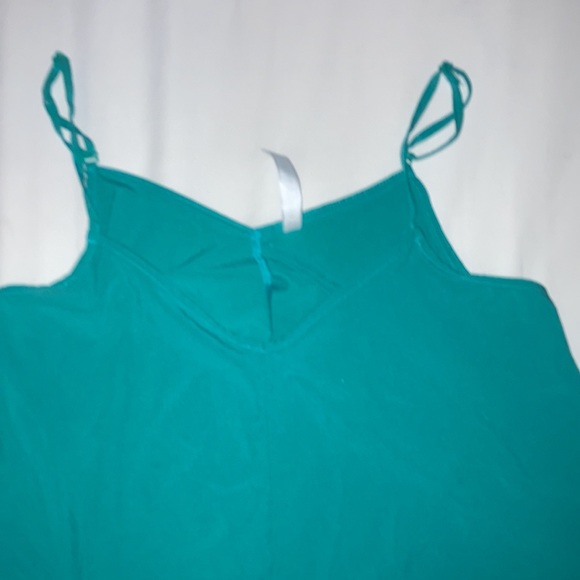 Fabletics Tank - Picture 3 of 3